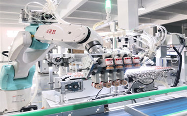 Intelligent robotic arm